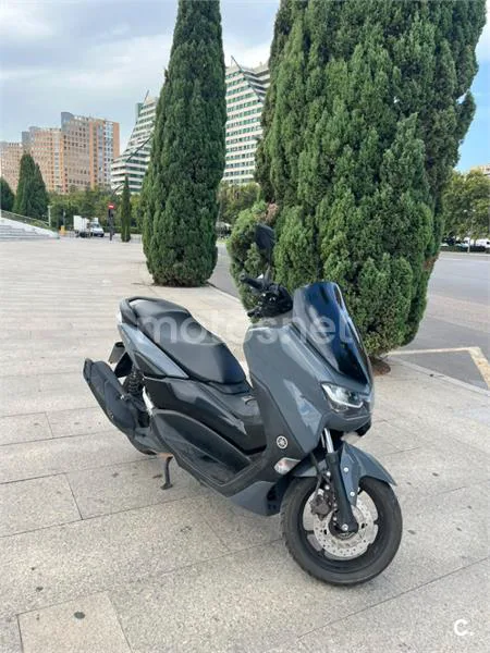 Yamaha NMAX - Vista 3