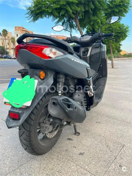 Yamaha NMAX - Vista 5