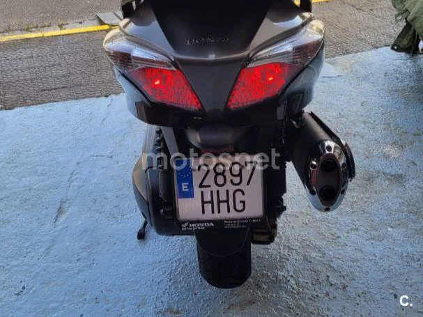 Honda SW-T600 - Vista 3