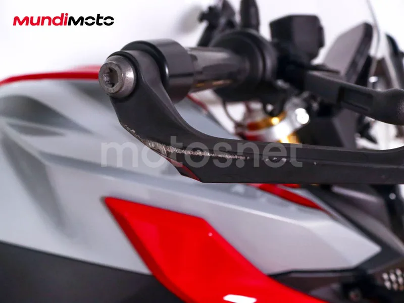BMW F 900 R - Vista 13
