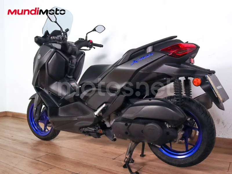 Yamaha XMAX 125 - Vista 8