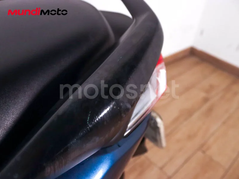 Yamaha NMAX - Vista 52