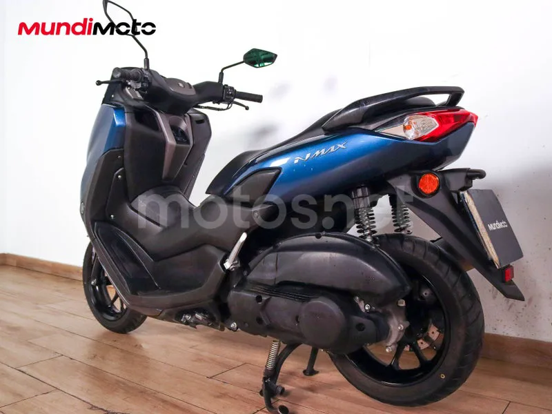 Yamaha NMAX - Vista 8