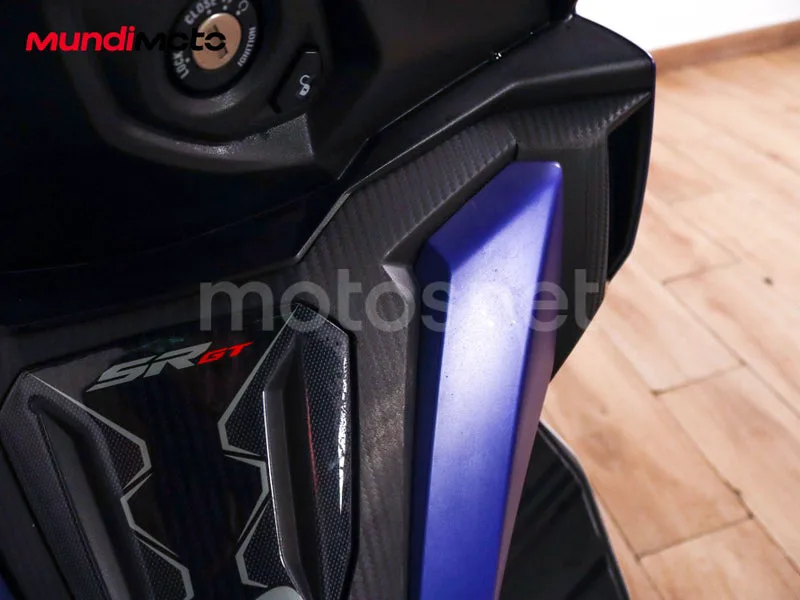 Aprilia SR GT 125 - Vista 28