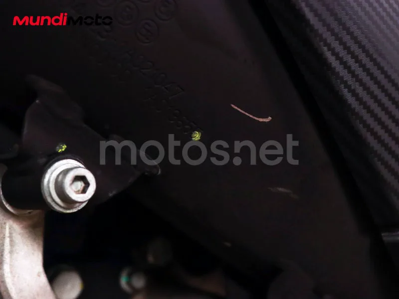Aprilia SR GT 125 - Vista 33