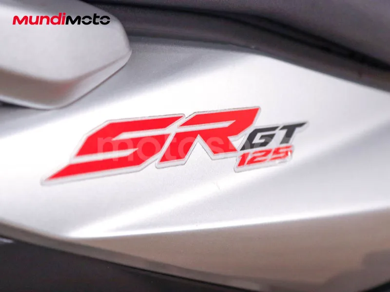 Aprilia SR GT 125 - Vista 34
