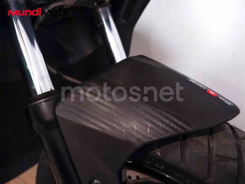 Aprilia SR GT 125 - Vista 37