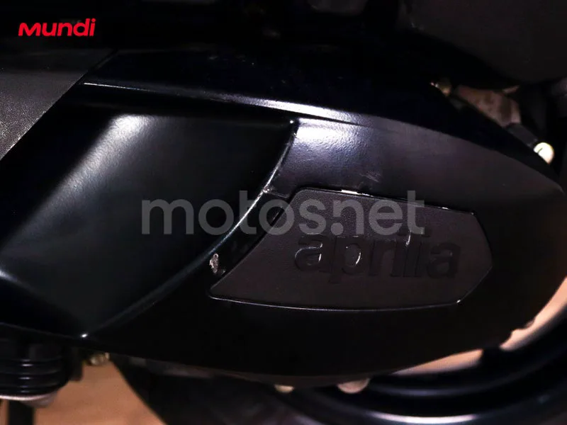 Aprilia SR GT 125 - Vista 48