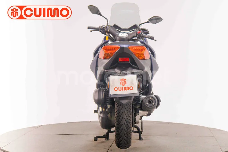 Yamaha XMAX 125 - Vista 5