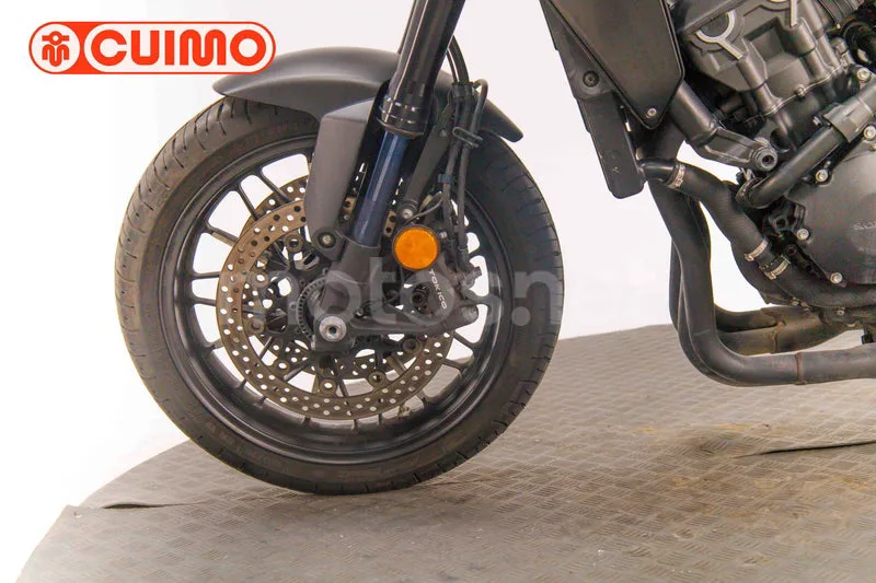 Honda CB1000R - Vista 22