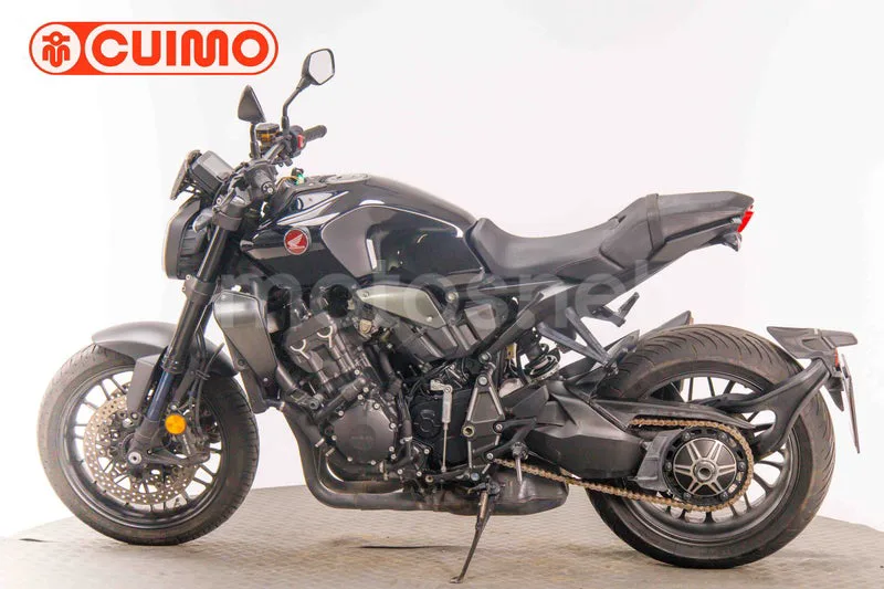 Honda CB1000R - Vista 8