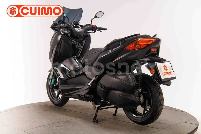 Yamaha XMAX 300 - Vista 6