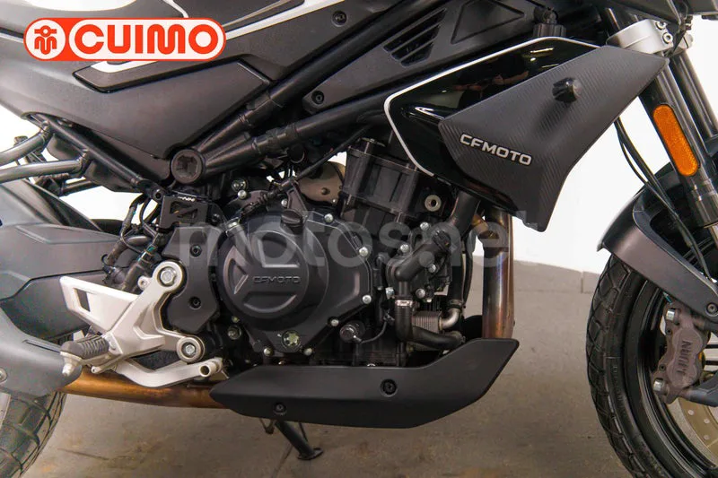 CFMOTO 450NK - Vista 13