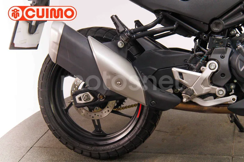 CFMOTO 450NK - Vista 14