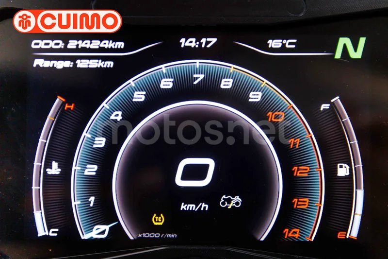 CFMOTO 450NK - Vista 24