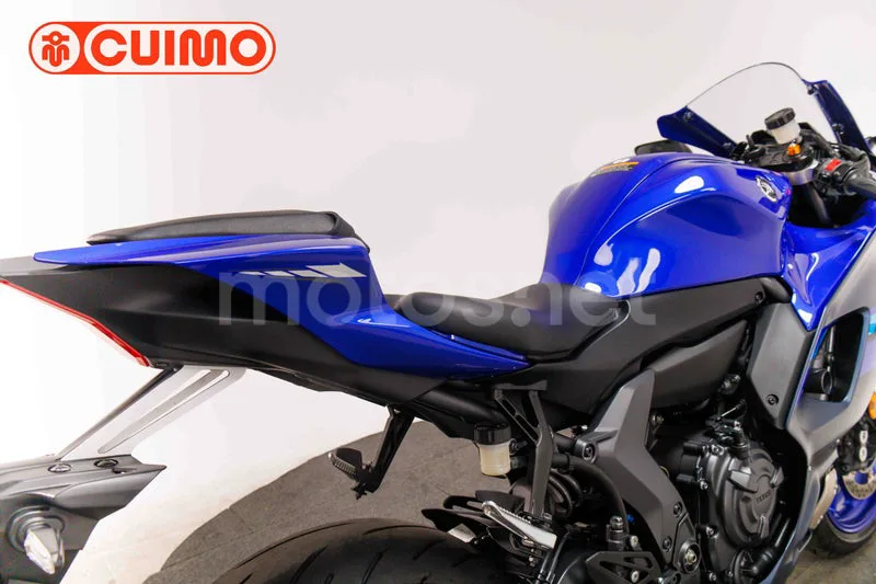 Yamaha YZF-R7 - Vista 17