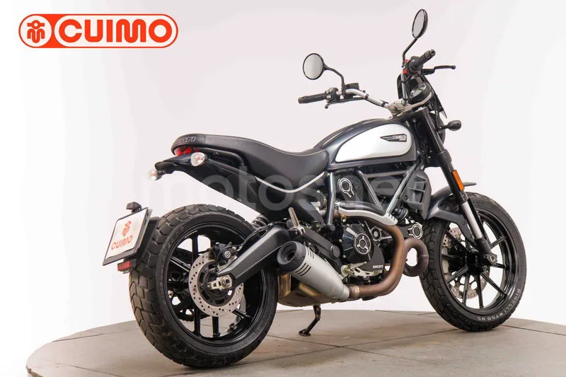 Ducati Scrambler - Vista 4