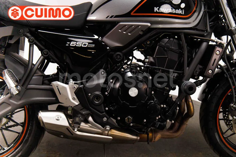 Kawasaki Z650 - Vista 16