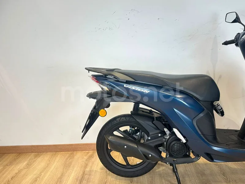 Honda Vision 110 - Vista 5