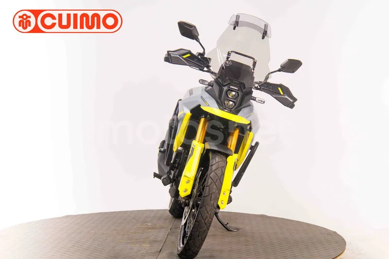 Suzuki V-Strom 800 - Vista 10