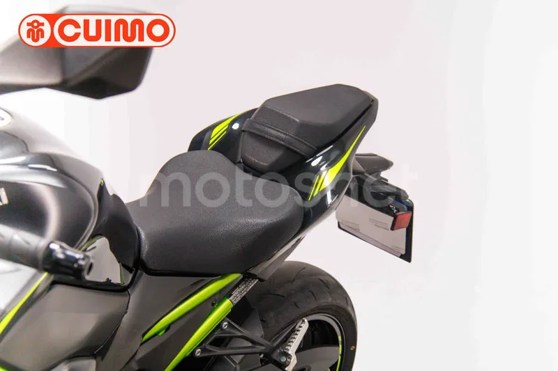 Kawasaki Z900 - Vista 30