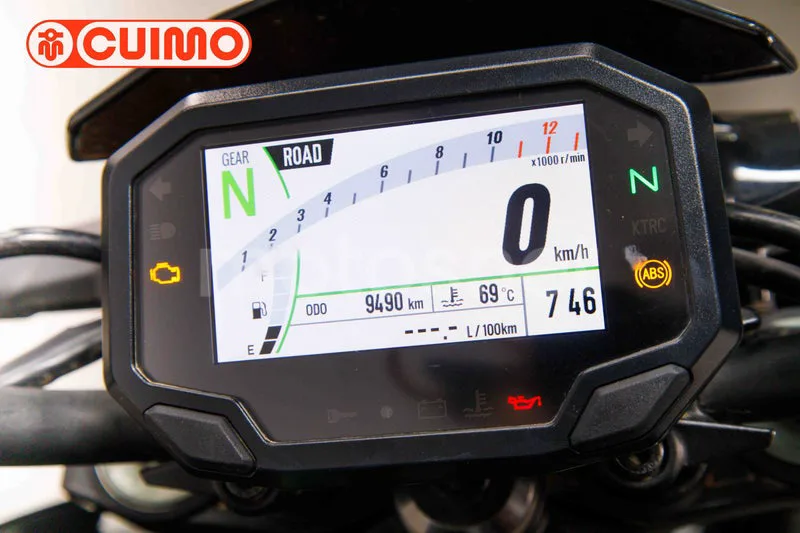 Kawasaki Z900 - Vista 31
