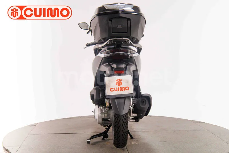 Honda SH125i - Vista 5