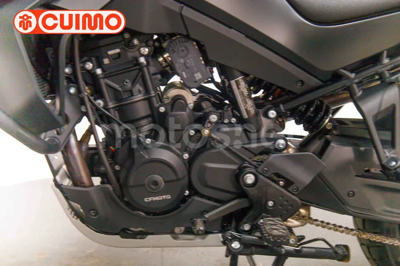 CFMOTO 800MT - Vista 25
