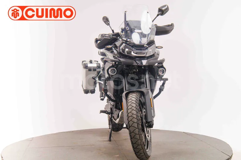 CFMOTO 800MT - Vista 10