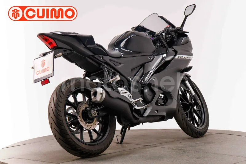 Yamaha YZF-R125 - Vista 4