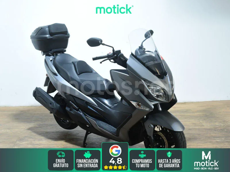 Suzuki Burgman 400 3690 € 2017 Barcelona - 1