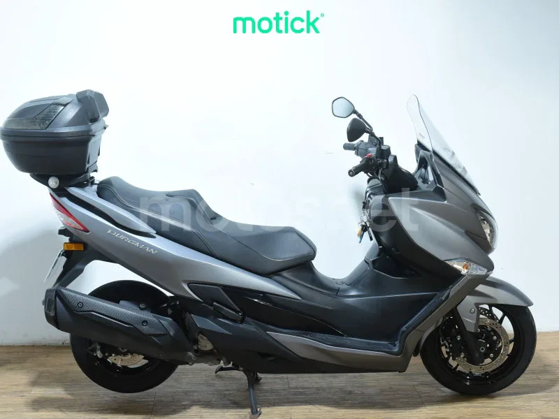 Suzuki Burgman 400 3690 € 2017 Barcelona - 2