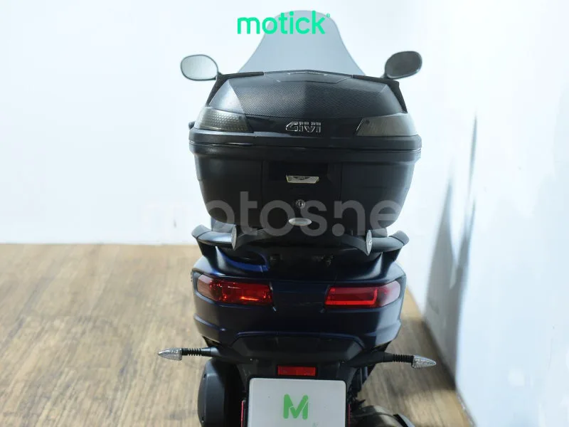 Piaggio MP3 - Vista 6