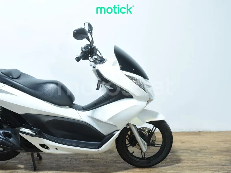 Honda PCX125 - Vista 4