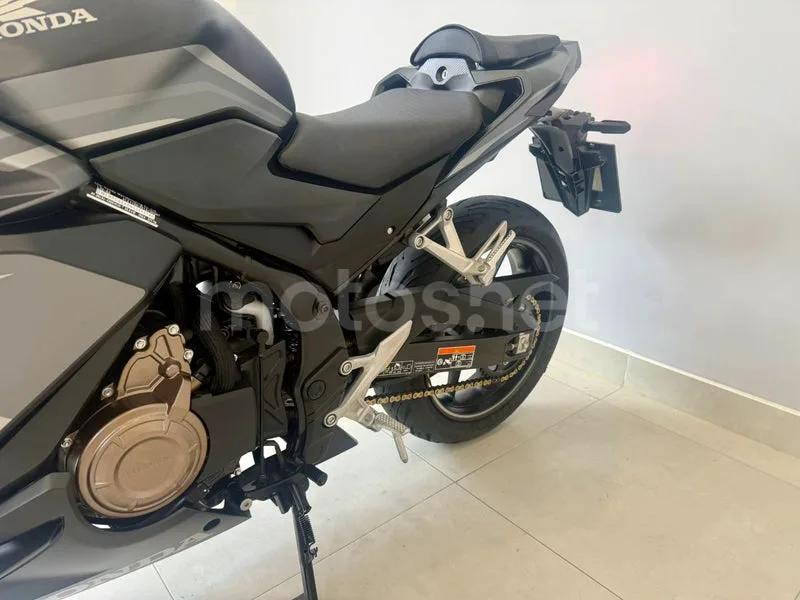 Honda CBR500R - Vista 5