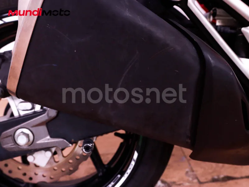 Kawasaki Z800 - Vista 14