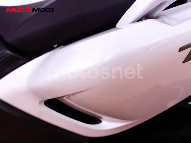 Yamaha TMAX 530 - Vista 16