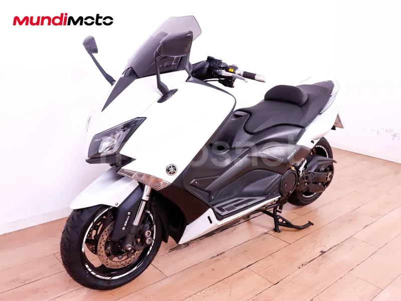 Yamaha TMAX 530 - Vista 7