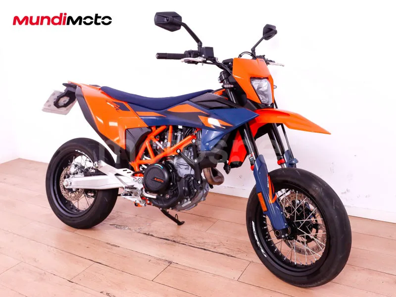 KTM 690 SMC R 10.999 € 2025 Barcelona - 2