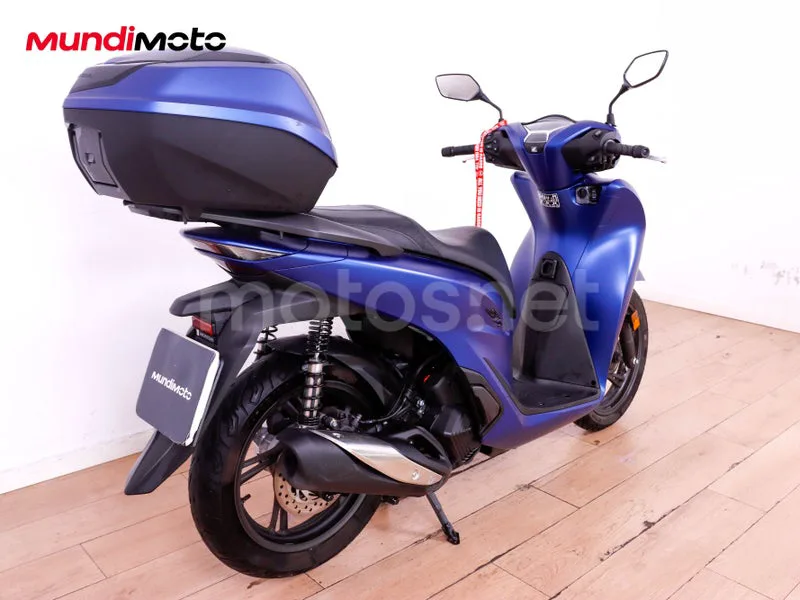 Honda SH125i - Vista 3