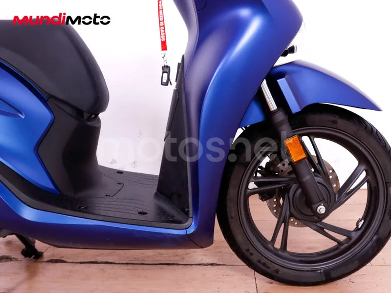 Honda SH125i - Vista 31
