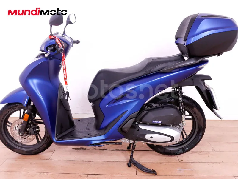 Honda SH125i - Vista 6