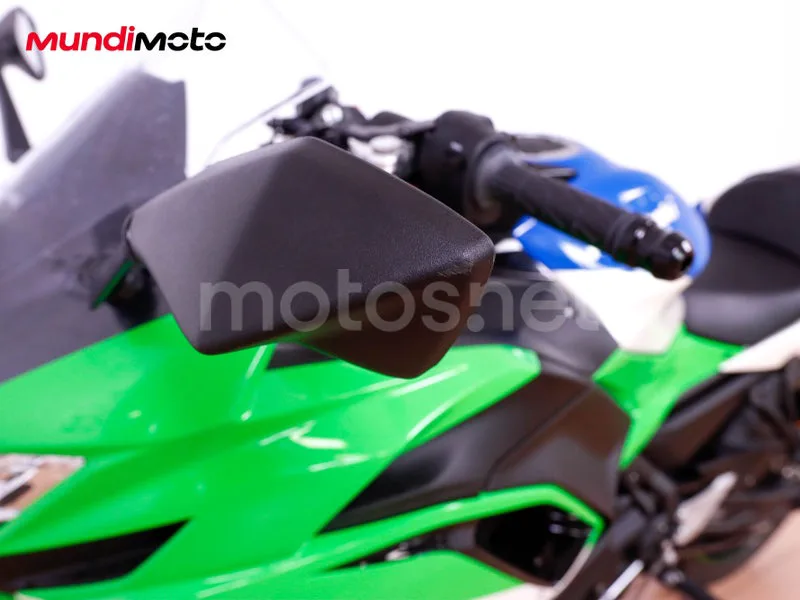 Kawasaki Ninja 650 - Vista 17