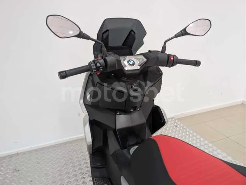 BMW C 400 X - Vista 12