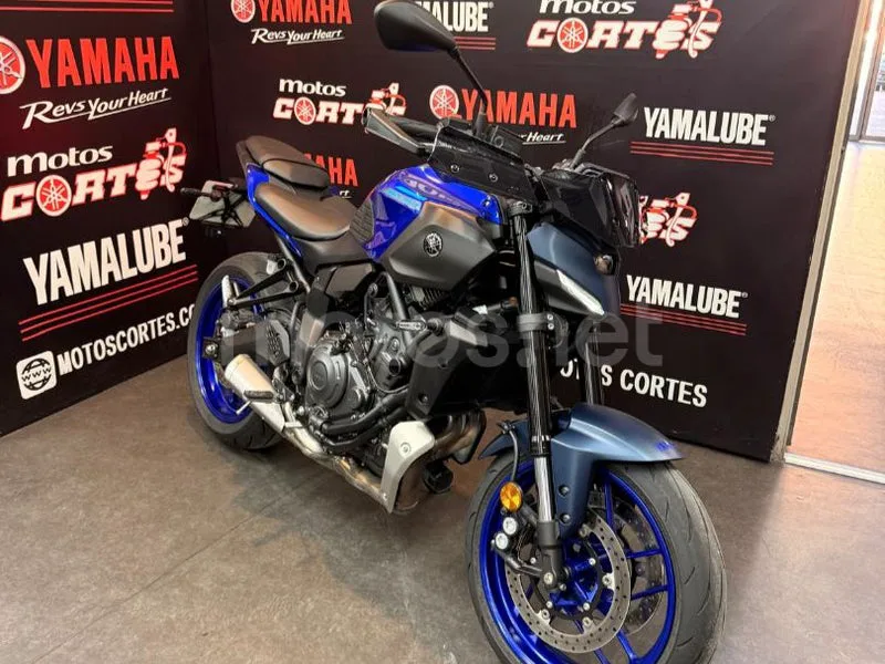 Yamaha MT-07 - Vista 20