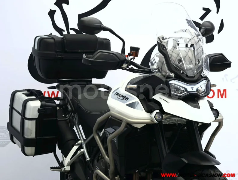 Triumph Tiger 900 - Vista 4