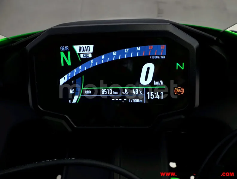 Kawasaki Ninja ZX-6R - Vista 6