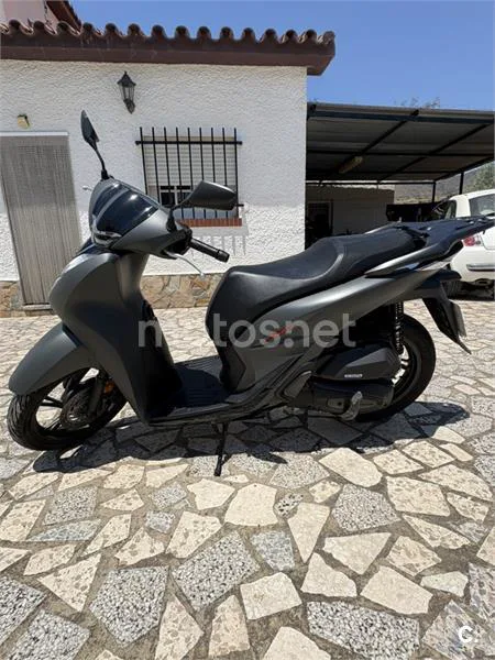 Honda SH125i - Vista 5