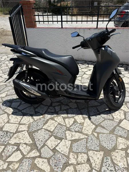 Honda SH125i - Vista 7