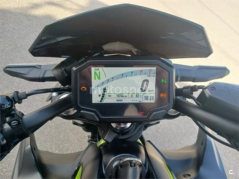Kawasaki Z650 - Vista 13